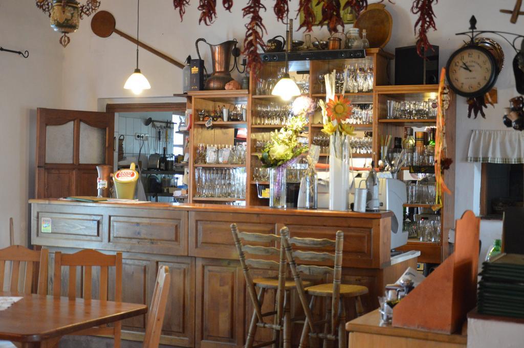 Regi Csarda Es Panzio Bed & Breakfast Magyarszerdahely Exterior photo